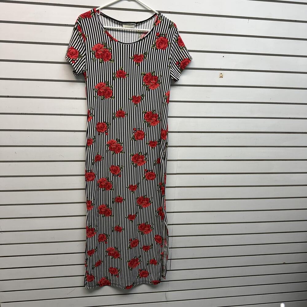Bobbie Brooks T-Shirt Dress M Maxi Stripe Red Roses Floral Romantic Cottagecore